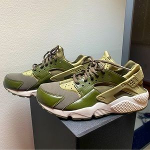 Brand New Nike Huarache